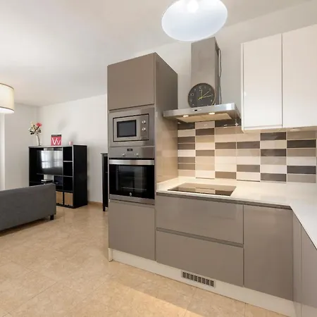 Alonso * Arrecife (Lanzarote)